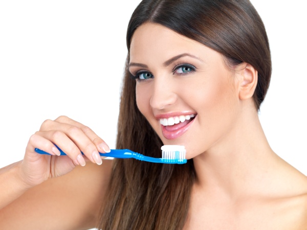 Daily Oral Maintenance: Tools Every Dentist Recommends